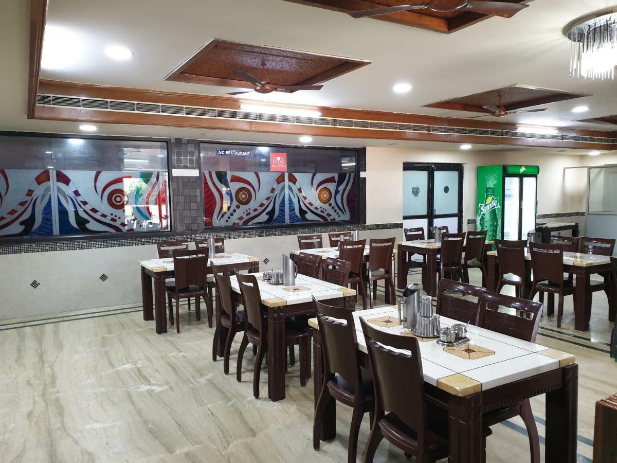 Sriannamalaiyar Residency Hotel Vellore Exterior photo